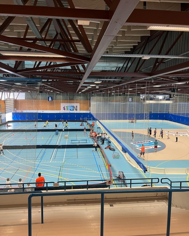 Gratis innebandycamp i høstferien i Stavanger Idrettshall